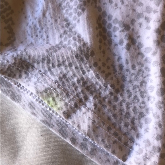 Lululemon Top - Picture 5 of 7